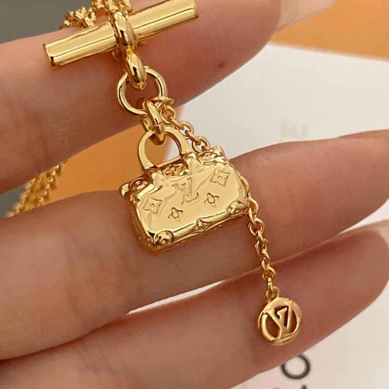 Louis Vuitton Necklaces